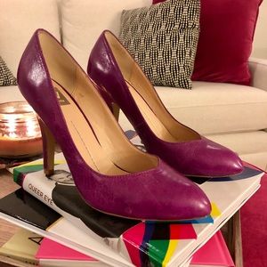 Distressed Purple Fuchsia DV Dolce Vita Pumps 9